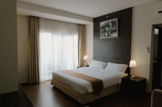 Grande Padjadjaran Hotel - Kamparganya - 3