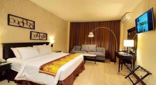 NARITA Classic Hotel - Surabaya - 9