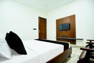 Hotel O The Eden - Dera Bassi - 5