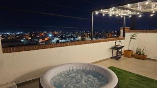 Terrace and Jacuzzi with an amazing view - Chihuahua - 9