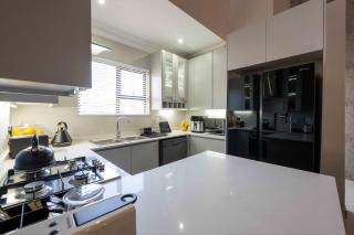 Chez Winnie , Comfort, Cozy and Styled - Bloemfontein - 7