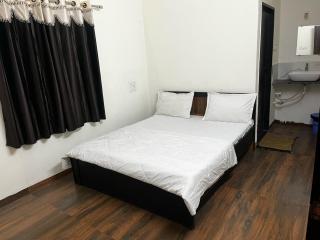 Hotel O Rajyog Resort - Dhule - 7