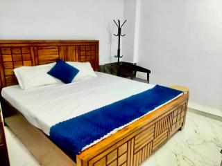 Hotel Cosy Rooms, Near US Embassy Chanakyapuri, New Delhi - Budget Friendly - Neu-Delhi - 4