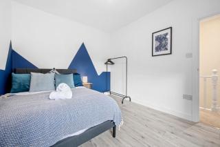 Four Bedroom House by Brookland Stays Serviced Accommodation Short Lets Manchester with Free WiFi - 7