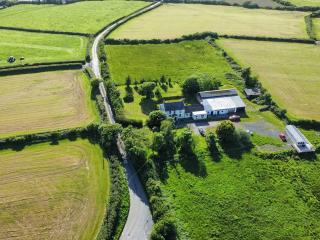 Swallows Nest - Caeʼr-geiliog - 0