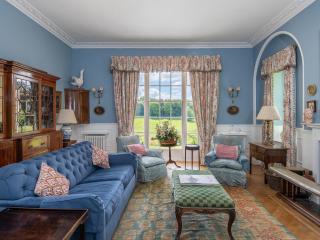 Henge Estate - Shrewton - 9