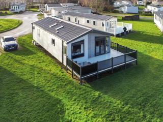 Blissful Lodge - Cartmel - 0