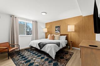 Spacious 2BR Flat near Downtown Royal Oak - Royal Oak - 7