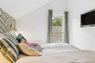 Newly Renovated Holiday Home Near The Beach - Marielyst - 2