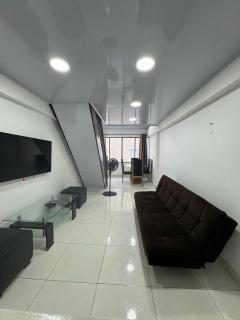 Edificio frente a la playa en cartagena, marbella - 4