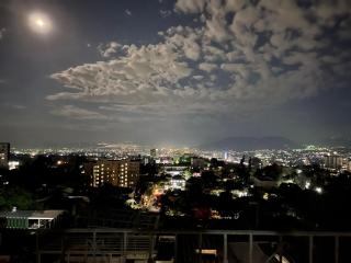 Luxury Penthouse with Stunning Views - San Salvador - 9