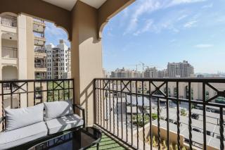 Modern 2BR, Close to Souk Madinat and Waterpark - Dubai - 9
