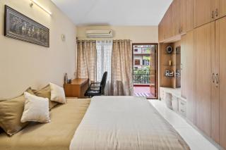Vintage Haven Leafy Getaway Luxury Villa in Indiranagar by Spacez - Bangalore - 4