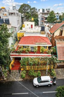 Vintage Haven Leafy Getaway Luxury Villa in Indiranagar by Spacez - Bangalore - 9