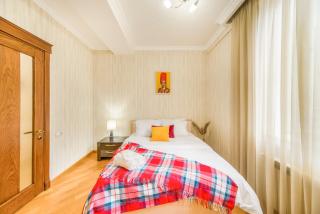 Apartments on Buzand 13 street - 2