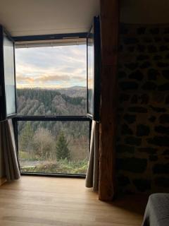 Gîte LE RABIOUZE - 4 épis, 15 pers, 22 couchages - Ancienne Bergerie rénovée, cachet d'origine conservé - Vue magnifique - Label Ecogîte - Arlempdes - 6