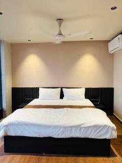Hotel Presidency - Surat - 3