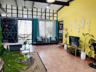 Durrani CozyHouse 5mins walk from the beach - San Juan - 6