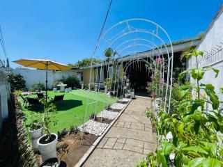 Durrani CozyHouse 5mins walk from the beach - San Juan - 9