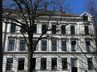 Zentrale Wohnung max 10 Erwachsene für Freunde & Familie - Wuppertal - 9