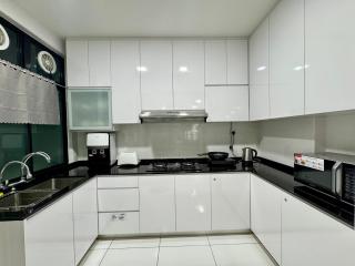 1208Paradigm mall Family Cozy up to 11Pax - Johor Bahru - 8
