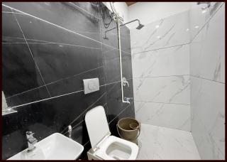 HOTEL G- RESIDENCY Near Shri Mahakaleshwar Jyotirlinga Temple - Railway Station Ujjian - Fully Air Conditioned And Spacious Room - Excellent Service Recommended - Ujjain - 8