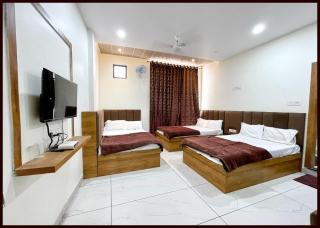 HOTEL G- RESIDENCY Near Shri Mahakaleshwar Jyotirlinga Temple - Railway Station Ujjian - Fully Air Conditioned And Spacious Room - Excellent Service Recommended - Ujjain - 4