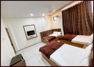 HOTEL G- RESIDENCY Near Shri Mahakaleshwar Jyotirlinga Temple - Railway Station Ujjian - Fully Air Conditioned And Spacious Room - Excellent Service Recommended - Ujjain - 1
