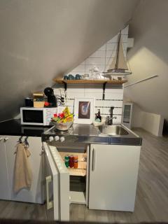 Sea-Inspired Suite for You and Your Pet - Öjersjö - 8
