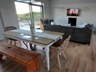 Romansbaai Beach House - Gansbaai - 2