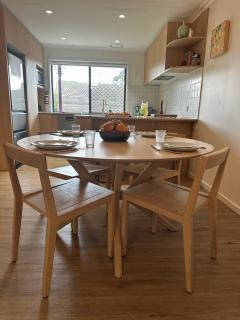 Central Cowes Escape - Stay Near Beach & Shops - 8