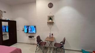 The cozy cabin studio apartments #10 - Mumbai - 1