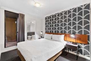 KozyGuru | Haymarket | High Level 2B APT - Sydney - 9