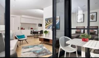 The Ruby Retreat Surfers - 9