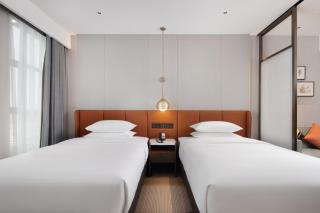 Home2 Suites By Hilton XingYi Jushan Plaza - 6