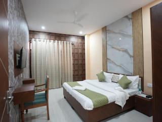 Hotel Saina stay Inn - - 7