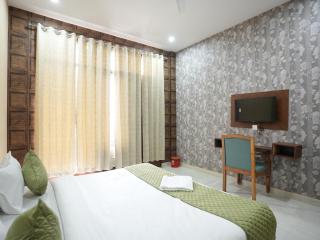 Hotel Saina stay Inn - - 3