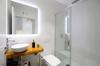 Elegant Rooms - Lasarte - 9