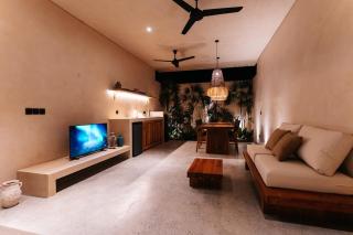 Villa Ada Stylish Tropical 1BR Villa with Pool - Kuta Lombok - 4