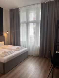 Motel Blue - Minimalist Boutique Hotel - Berlín - 1