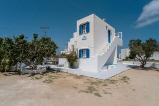 Maroulis Studios Naxos - Mikri Vigla - 3