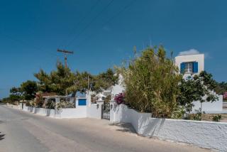 Maroulis Studios Naxos - Mikri Vigla - 1