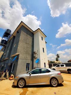 Victia Suite and Lounge - Mama - 5