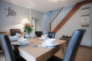 Rose Coach House - 3 Bedroom Cottage - Pendine - Pendine - 1