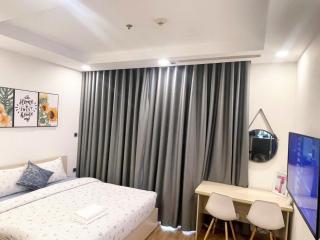 5 Star Studio, Private Walking Lake, Swimming Pool, Gyms, Quick To Airport - Hanoi - 3