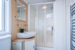 2 Manor Lodge - 2 Bedroom Lodge - Pendine - 2