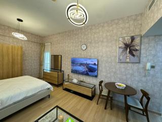 Champion Tower 1 Sports city By Al sarya Holiday Homes - 2