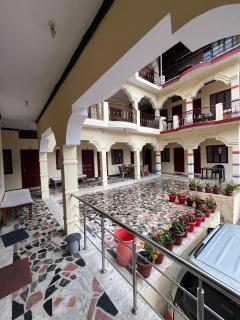 Gujrat Bhawan - Phata - 1