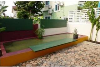 Privacy House - 2