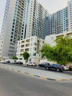 Friends Break Downtown - Ajman - 9